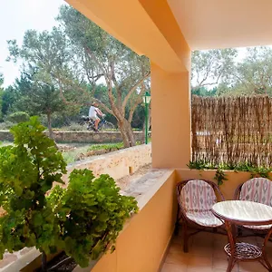 https://can-granada.balearic-islands.net