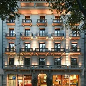 4* 酒店 阿克塔阿图姆广场酒店